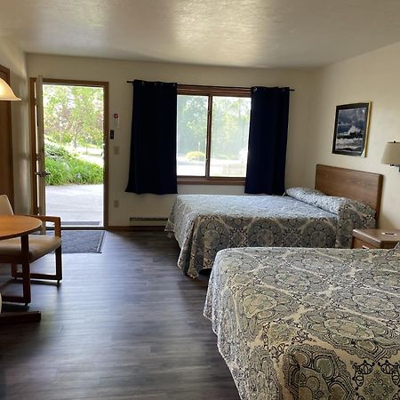 Parkside Inn Ellison Bay Eksteriør bilde